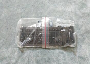 Use this ziplock bag idea to create larger ziplock bags